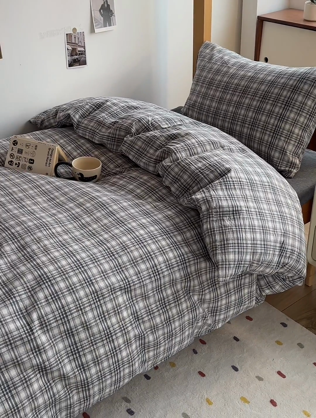 91家纺网 家纺一手货源 找家纺 水洗的故事 2025新款A类色织水洗棉学生三件套 灰线格-