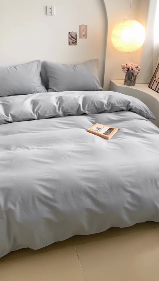 91家纺网 家纺一手货源 找家纺 水洗的故事 2025新款色织水洗棉多巴胺纯色款四件套 浅蓝素色