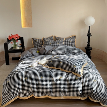 优悦生活馆2025新款全棉纯棉水洗棉刺绣四件套 黑格-爱心