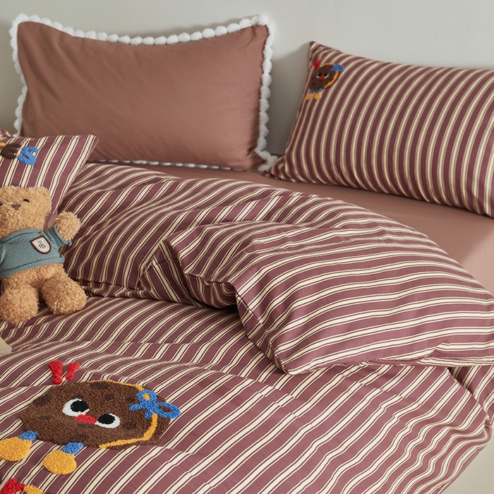 91家纺网 家纺一手货源 找家纺 怡家居 2025新款全棉双层纱可爱卡通毛巾绣四件套 可爱曲奇