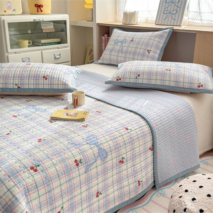 91家纺网 家纺一手货源 找家纺 美优兰 2025新款双面全棉水洗床盖格菲