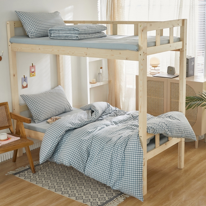 91家纺网 家纺一手货源 找家纺 水洗的故事 2025新款开学季色织水洗棉学生宿舍三件套 浅蓝小格