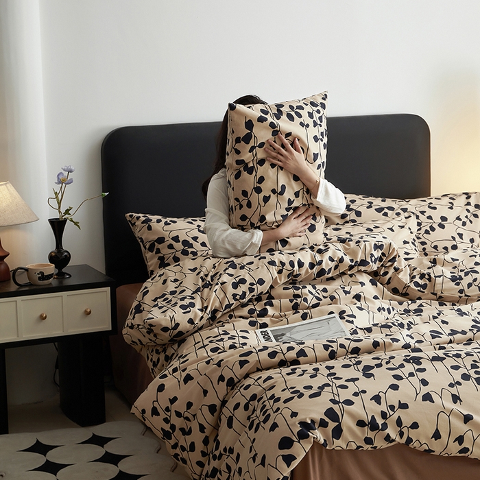 91家纺网 家纺一手货源 找家纺 水洗的故事 2025新款全棉磨毛印花四件套 芊寻