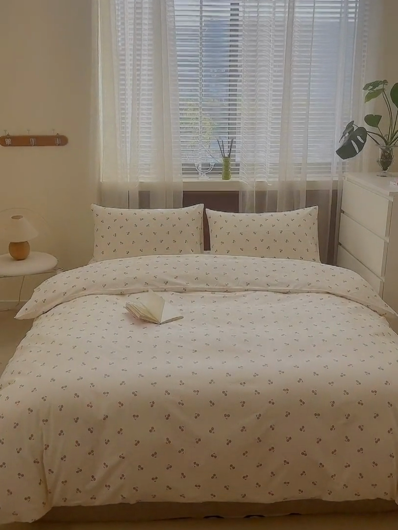 91家纺网 家纺一手货源 找家纺 绫韵2025春夏新款ins清新卡通碎花全棉13372精梳纯棉四件套系列 迎夏