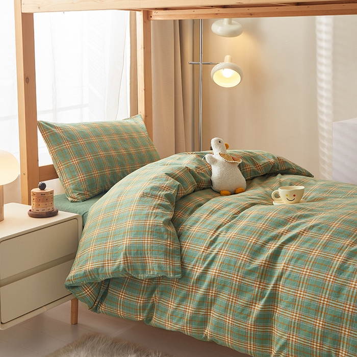 91家纺网 家纺一手货源 找家纺 水洗的故事 2025新款开学季色织水洗棉学生宿舍三件套 青萝绿