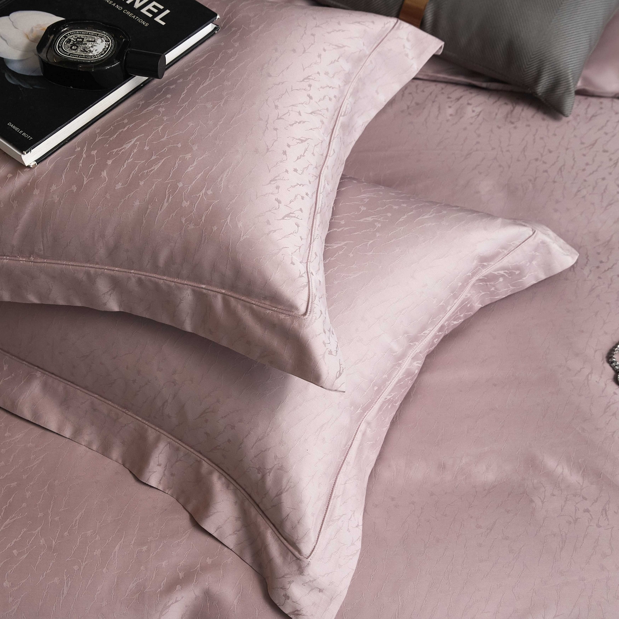 91家纺网 家纺一手货源 找家纺 （总）榻尚家居 2025春夏新款长绒棉全棉纯棉贡缎提花手工立体埋绳工艺四件套