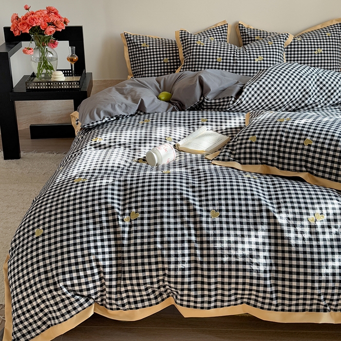 91家纺网 家纺一手货源 找家纺 优悦生活馆2025新款全棉纯棉水洗棉刺绣四件套 黑格-爱心