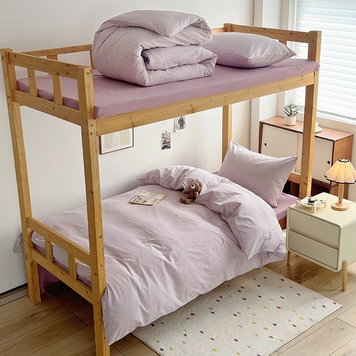 91家纺网 家纺一手货源 找家纺 水洗的故事 2025新款A类色织水洗棉学生三件套 小小格紫-