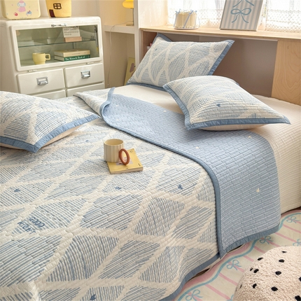 91家纺网 家纺一手货源 找家纺 美优兰 2025新款双面全棉水洗床盖简森