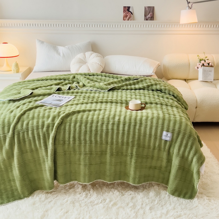 91家纺网 家纺一手货源 找家纺 宜家坊 2025新款高克重双面绒毛卡兔绒多功能毛毯 抹茶绿