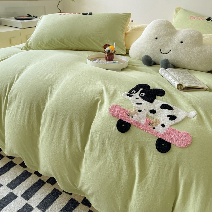 91家纺网 家纺一手货源 找家纺 宜家坊 2025新款卡通水洗棉毛巾绣四件套 浅绿配米黄