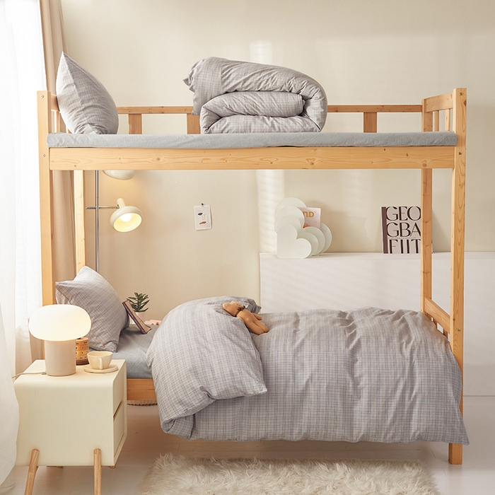 91家纺网 家纺一手货源 找家纺 水洗的故事 2025新款开学季色织水洗棉学生宿舍三件套 赫本灰