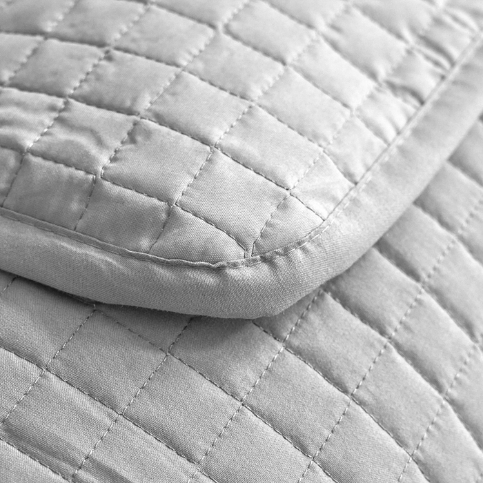 91家纺网 家纺一手货源 找家纺 金牛枕芯 2025新款夹棉防水隔脏枕套 灰色