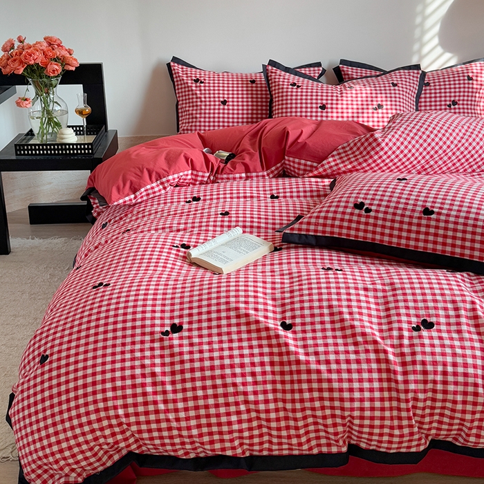 91家纺网 家纺一手货源 找家纺 优悦生活馆2025新款全棉纯棉水洗棉刺绣四件套 红格-爱心