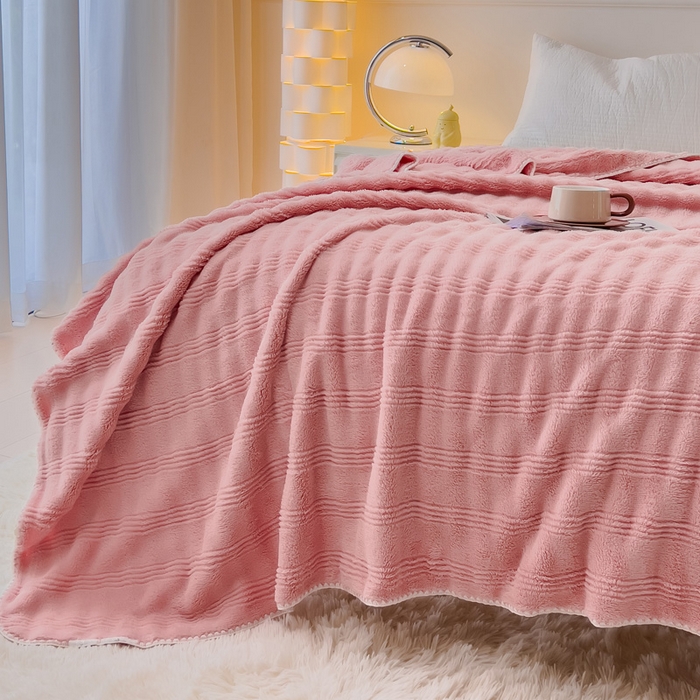 91家纺网 家纺一手货源 找家纺 宜家坊 2025新款高克重双面绒毛卡兔绒多功能毛毯 蜜桃粉