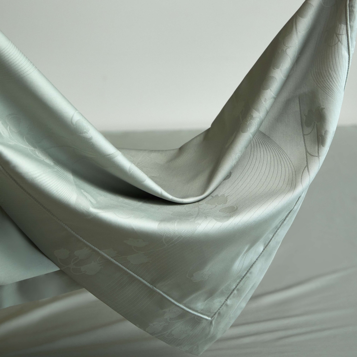 91家纺网 家纺一手货源 找家纺 榻尚家居 2025春夏新款长绒棉全棉纯棉贡缎提花手工立体埋绳工艺四件套 曼丽（苹果绿）