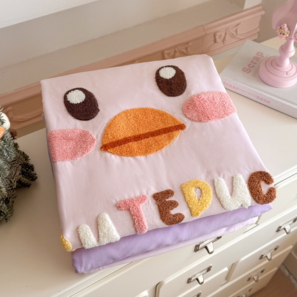 91家纺网 家纺一手货源 找家纺 （总）温眠家纺 2025新款水洗棉毛巾绣四件套-叠拍