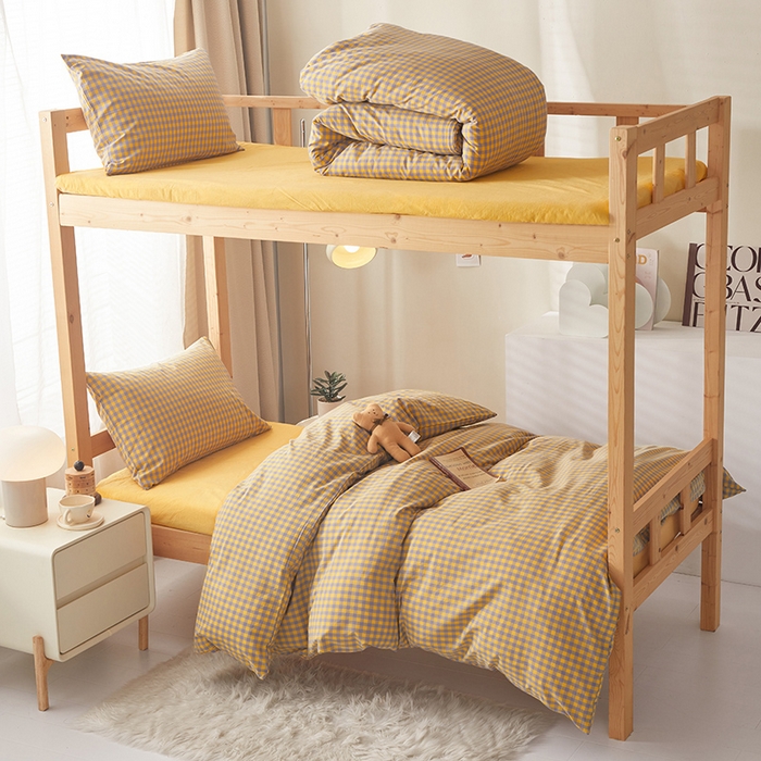 91家纺网 家纺一手货源 找家纺 水洗的故事 2025新款开学季色织水洗棉学生宿舍三件套 紫黄小格