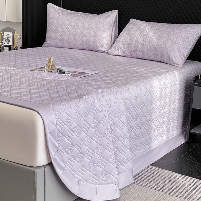 91家纺网 家纺一手货源 找家纺 2025轻奢风A类长绒棉夹棉床盖床笠三件套纯色绗绣四季高级感纯色全棉纯棉床上用品 黛紫