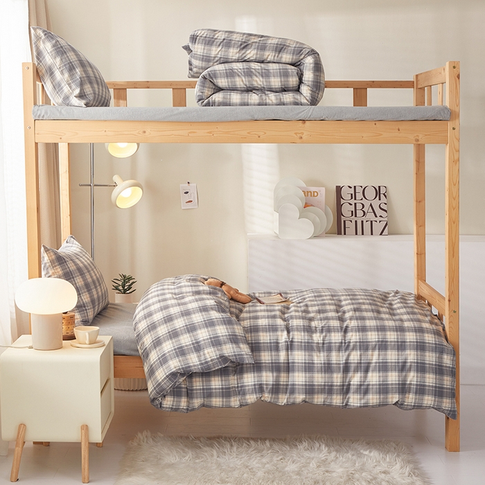 91家纺网 家纺一手货源 找家纺 水洗的故事 2025新款开学季色织水洗棉学生宿舍三件套 乔南灰