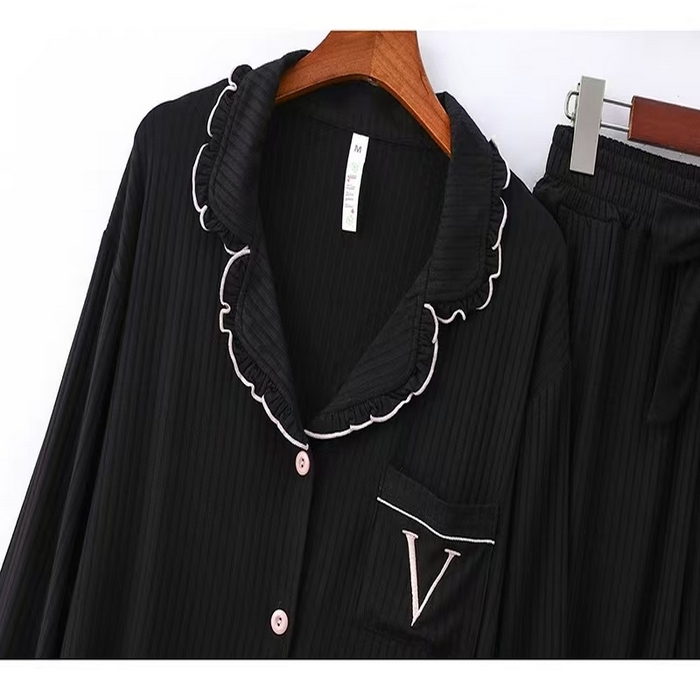 91家纺网 家纺一手货源 找家纺 洛兰沙家居馆【只代发】【只代发】 2025新款外贸欧美风8*5宽坑条莫代尔睡衣女春夏秋开衫翻领短袖长裤家居服 黑色