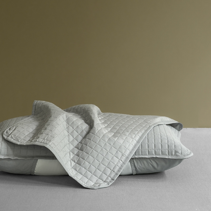 91家纺网 家纺一手货源 找家纺 金牛枕芯 2025新款夹棉防水隔脏枕套 灰色