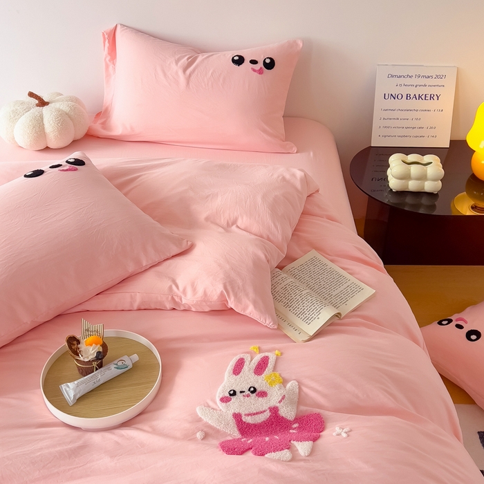 91家纺网 家纺一手货源 找家纺 宜家坊 2025新款卡通水洗棉毛巾绣四件套 快乐兔