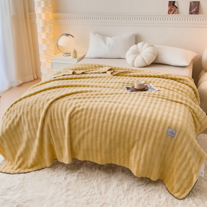 91家纺网 家纺一手货源 找家纺 宜家坊 2025新款高克重双面绒毛卡兔绒多功能毛毯 荧光黄