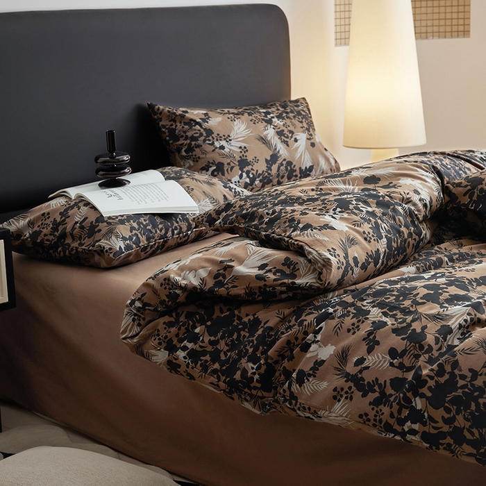 91家纺网 家纺一手货源 找家纺 水洗的故事 2025新款全棉磨毛印花四件套 墨轩