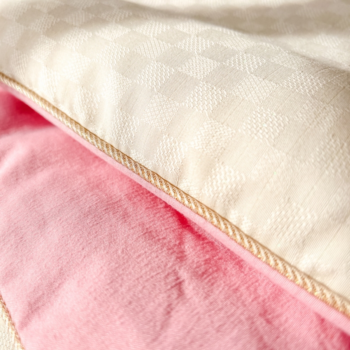 91家纺网 家纺一手货源 找家纺 芙绣 芙绣 2025新款七彩华夫格提花夏被四件套夏凉被空调被 奶昔+粉