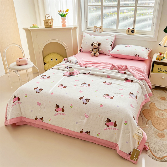 91家纺网 家纺一手货源 找家纺 秋泽家纺 2025春夏新款水洗棉双层纱大豆纤维夏被夏凉被空调被 快乐汪汪