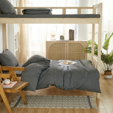 水洗的故事 2025新款开学季色织水洗棉学生宿舍三件套 灰细条