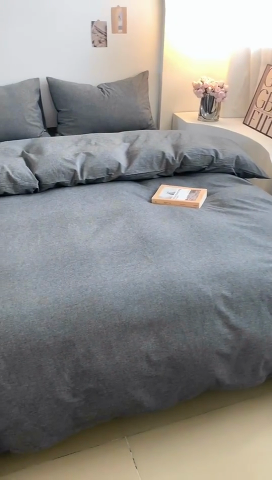 91家纺网 家纺一手货源 找家纺 水洗的故事 2025新款色织水洗棉多巴胺纯色款四件套 深灰素色