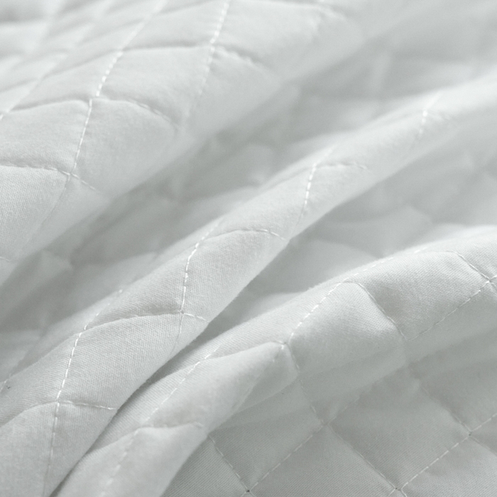 91家纺网 家纺一手货源 找家纺 金牛枕芯 2025新款夹棉防水隔脏枕套 白色