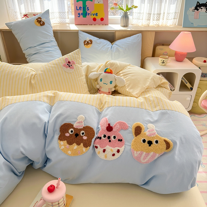 91家纺网 家纺一手货源 找家纺 娜娜 2025新款全棉立体毛巾绣四件套 甜甜圈派对