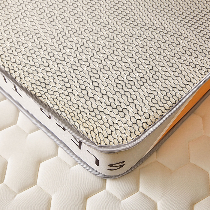 91家纺网 家纺一手货源 找家纺 薇梦蚊帐 2025新款牛奶丝乳胶床垫 三角格白