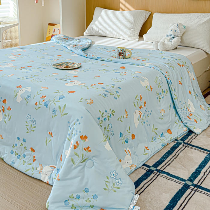 91家纺网 家纺一手货源 找家纺 品乐家纺 2025新款A类针织棉大豆被夏被夏凉被空调被学生被子 花丛兔