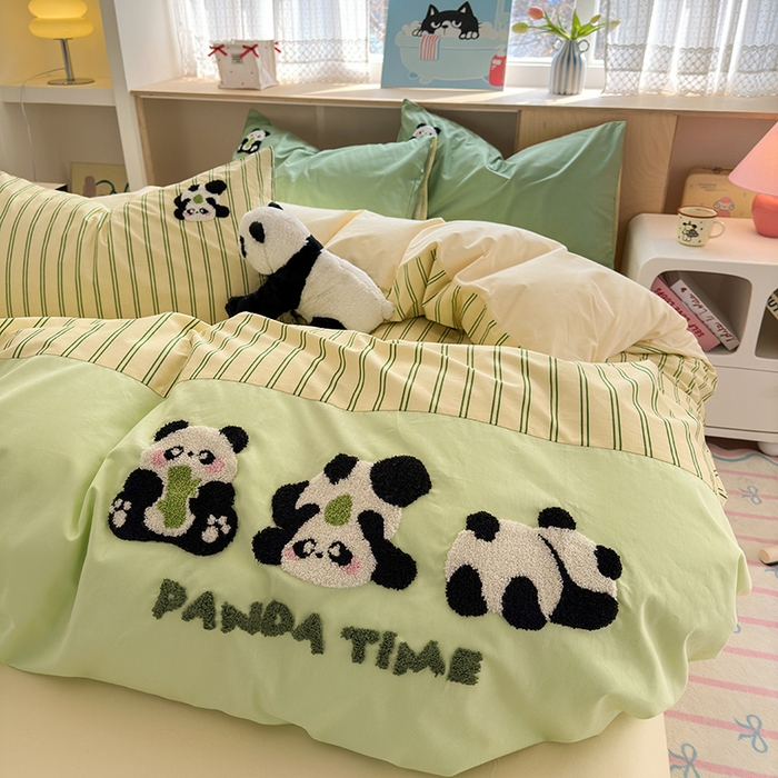 91家纺网 家纺一手货源 找家纺 娜娜 2025新款全棉立体毛巾绣四件套 熊猫墩墩