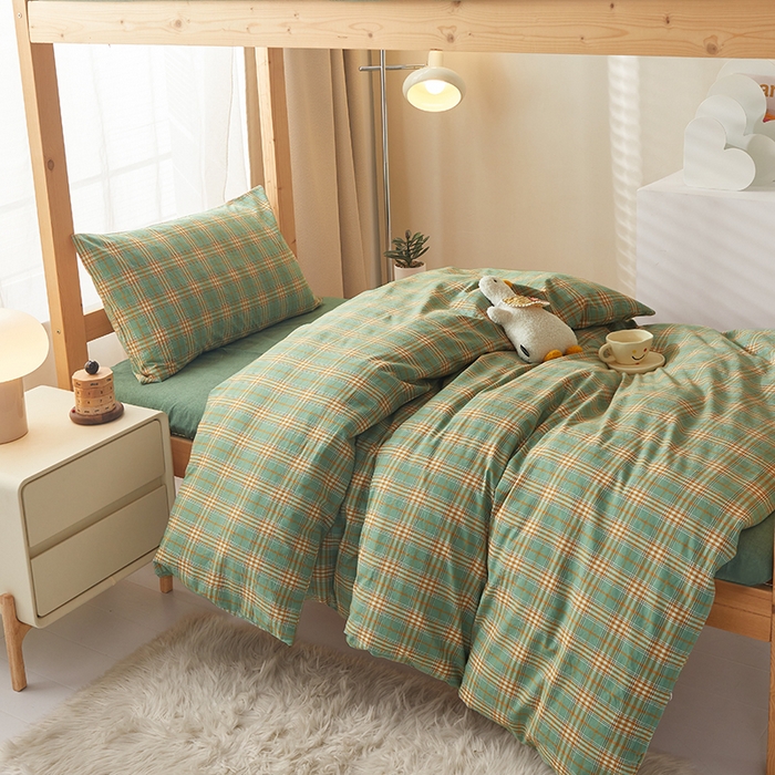 91家纺网 家纺一手货源 找家纺 水洗的故事 2025新款开学季色织水洗棉学生宿舍三件套 青萝绿