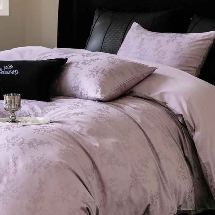 91家纺网 家纺一手货源 找家纺 立奥被业 2025新款60支全棉贡缎提花四件套 芊芊紫