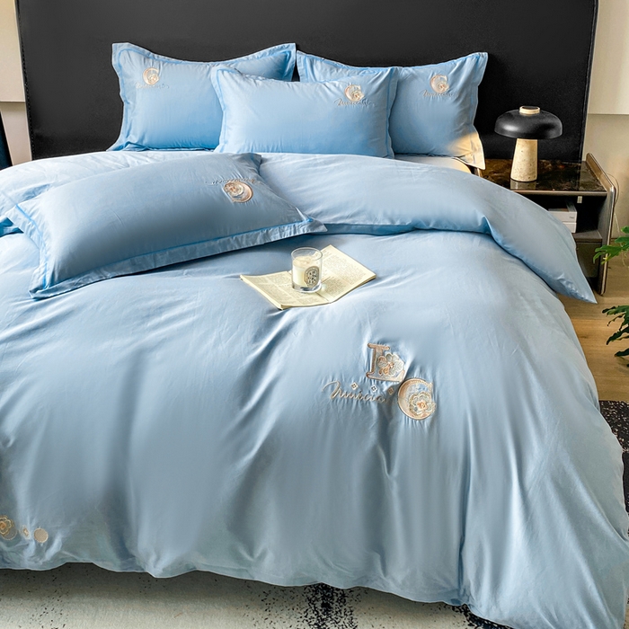 91家纺网 家纺一手货源 找家纺 昊翔家纺 【量大价优】2025新款全棉纯棉长绒棉刺绣绣花四件套【配礼盒提供买家秀】 澜韵-天空兰