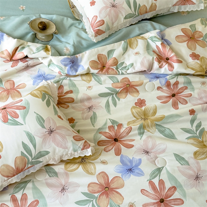 91家纺网 家纺一手货源 找家纺 被窝家纺 2025新款全棉花边大豆夏被四件套 云裳花谷