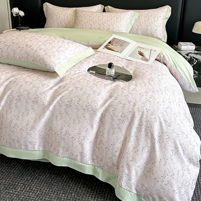 91家纺网 家纺一手货源 找家纺 金阳光家纺 2025新款高级简奢款莱赛尔数码印宽边四件套（带礼盒包装） 浅知粉