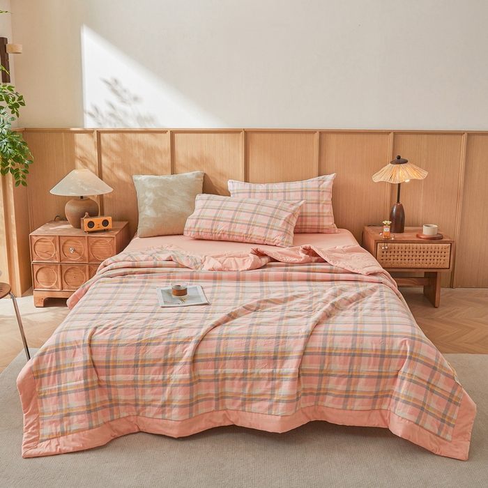 91家纺网 家纺一手货源 找家纺 猎鹿人家纺 A类水洗棉新疆棉花夏被 简兮-粉