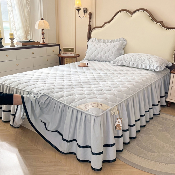 91家纺网 家纺一手货源 找家纺 笠裙2025新款纯棉防水隔尿夹棉加厚床裙-贝壳系列 贝壳冰川灰