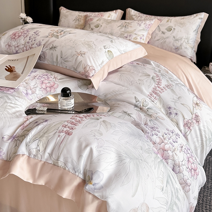 91家纺网 家纺一手货源 找家纺 金阳光家纺 2025新款高级简奢款莱赛尔数码印宽边四件套（带礼盒包装） 繁华枝恋