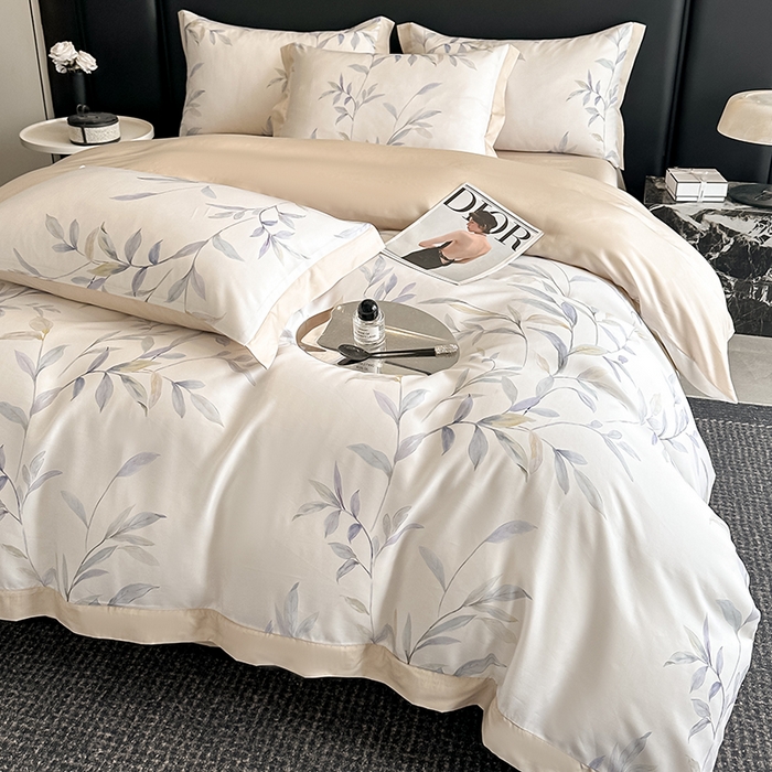 91家纺网 家纺一手货源 找家纺 金阳光家纺 2025新款高级简奢款莱赛尔数码印宽边四件套（带礼盒包装） 春晓雨梦