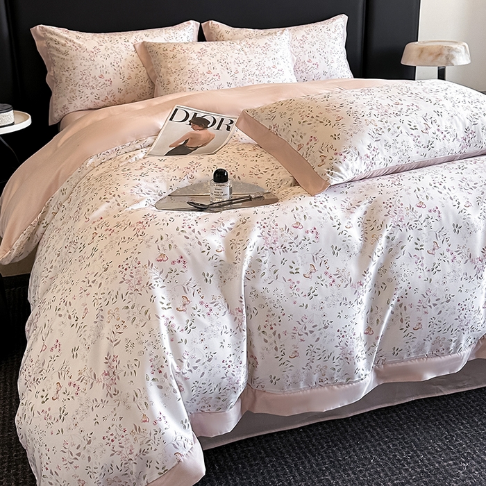 91家纺网 家纺一手货源 找家纺 金阳光家纺 2025新款高级简奢款莱赛尔数码印宽边四件套（带礼盒包装） 吟禾暮