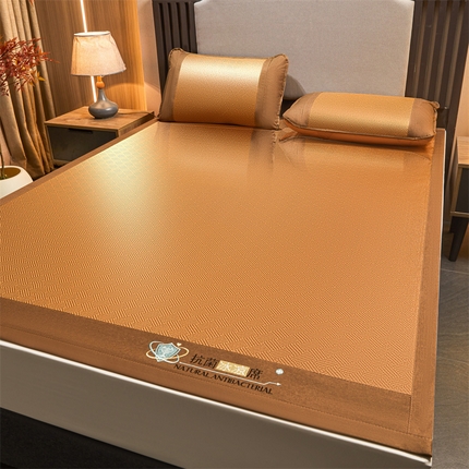 91家纺网 家纺一手货源 找家纺 （总）航途席业 2025新款冰藤席凉席三件套宽包边抗菌刺绣款冰藤凉席