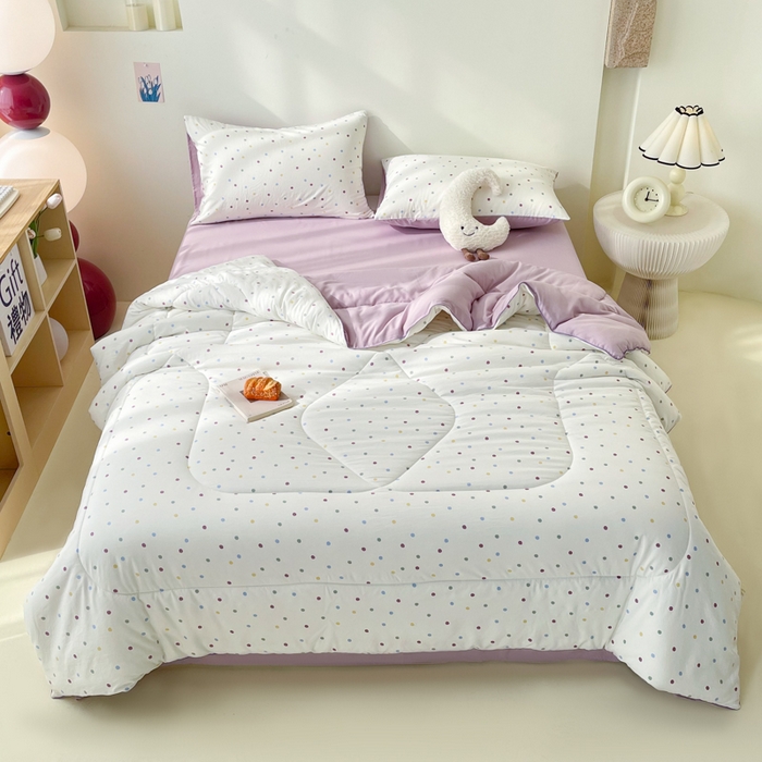 91家纺网 家纺一手货源 找家纺 宜家坊 2025新款水洗棉糯小棉夏被夏被四件套四季被春秋被单人学生双人被子被芯 波点紫